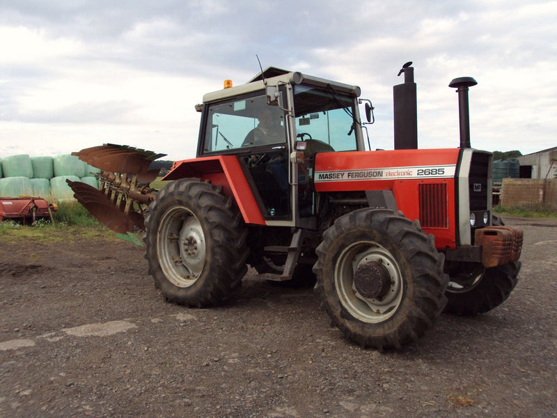 Massey Ferguson 2685 Aftermarket Replacement Tractor Decal (Sticker) Set