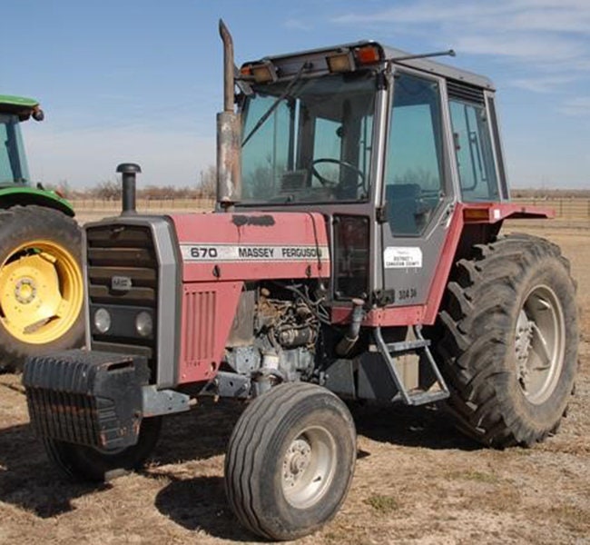 Massey Ferguson 670 Aftermarket Replacement Tractor Decal (Sticker) Set